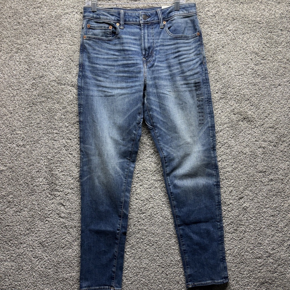American Eagle Jeans Mens 30x32 Blue MoveFree Athletic Airflex Stretch Denim NWT